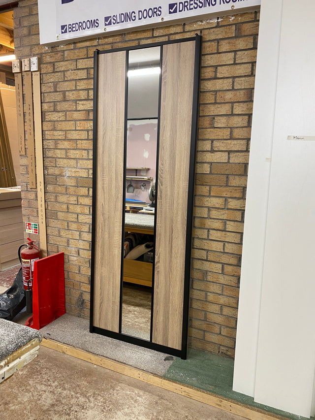 Curve Grey Oak & Mirror Sliding Door Wardrobe Kit 4 Panel Brushed Black Frame - Bedrooms Plus