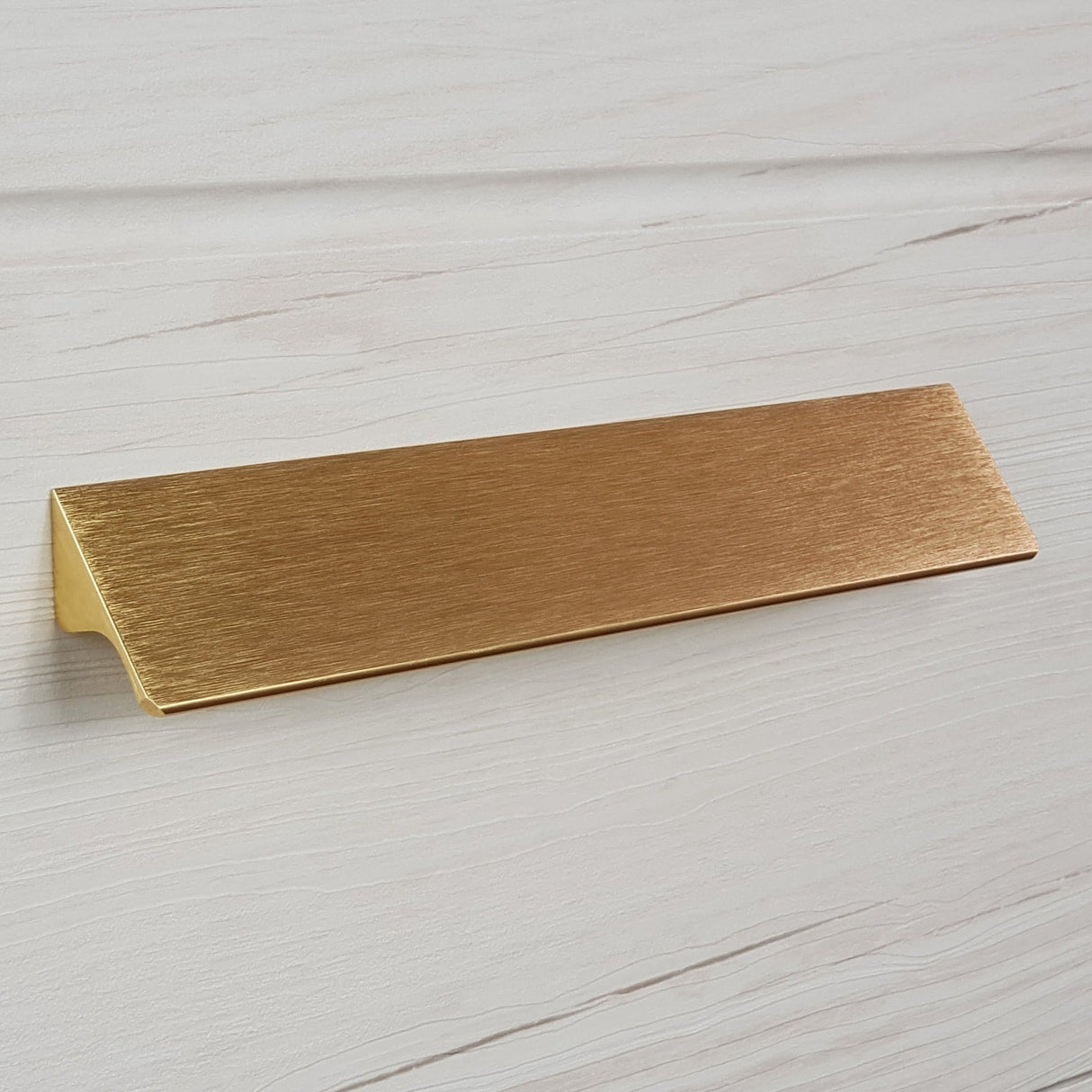 M4TEC Brushed Brass Bar Pull Handle – Cupboard, Drawer & Door (VE8 Dalry Series, Pack of 10) - Bedrooms Plus