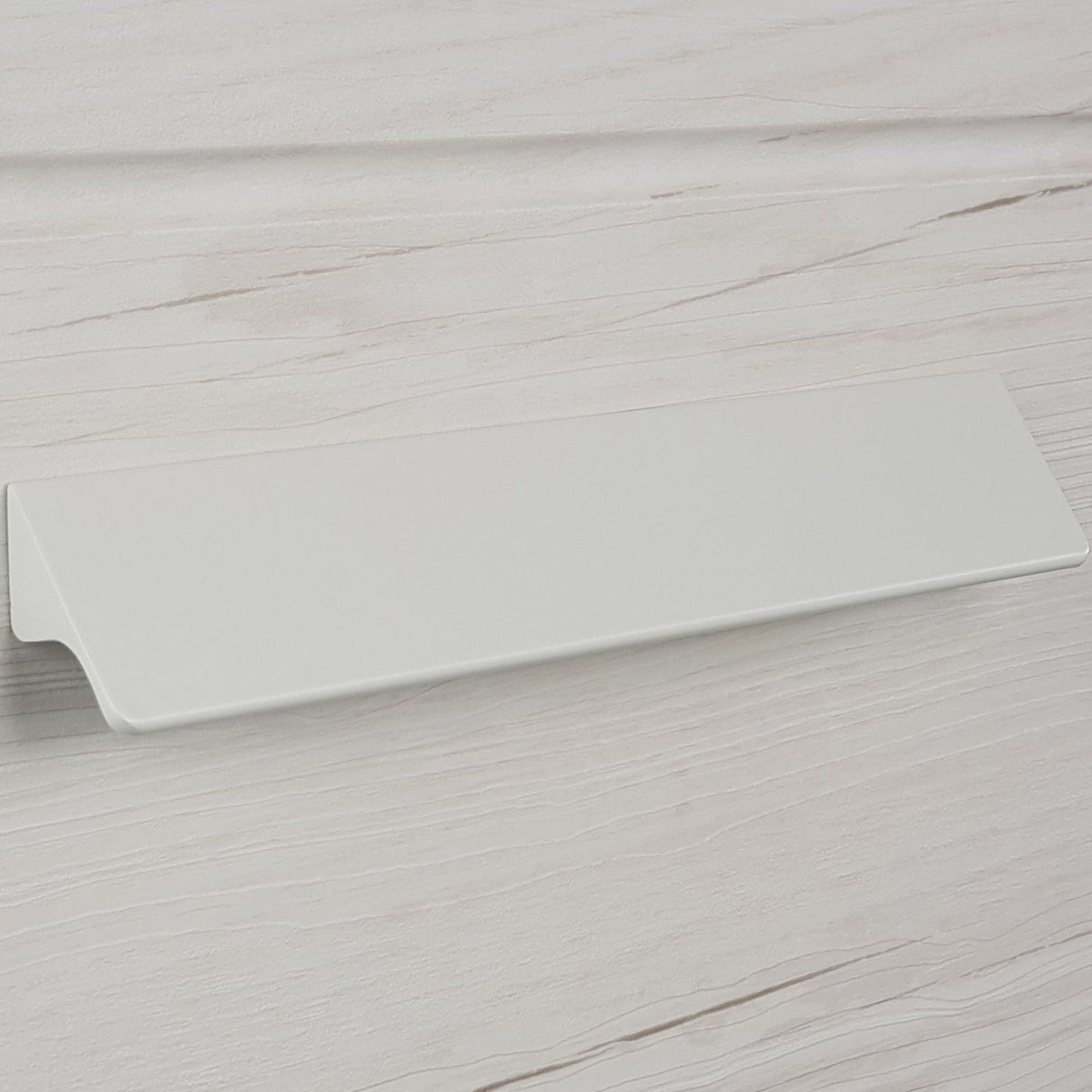 M4TEC White Bar Pull Handle – Door, Drawer & Cupboard (VE8 Dalry Series, Multiple Sizes) - Bedrooms Plus