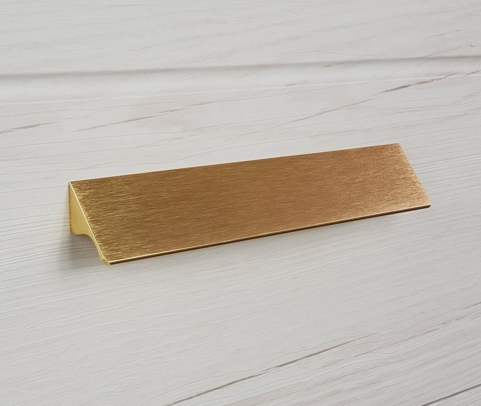 Elevate Your Cabinets: The Ultimate Guide to Choosing the Perfect Cabinet Handles - Bedrooms Plus