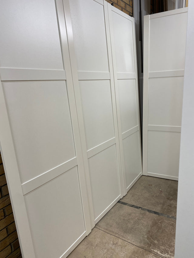 Shaker White Wood Sliding Door Wardrobe Kit 3 Panel